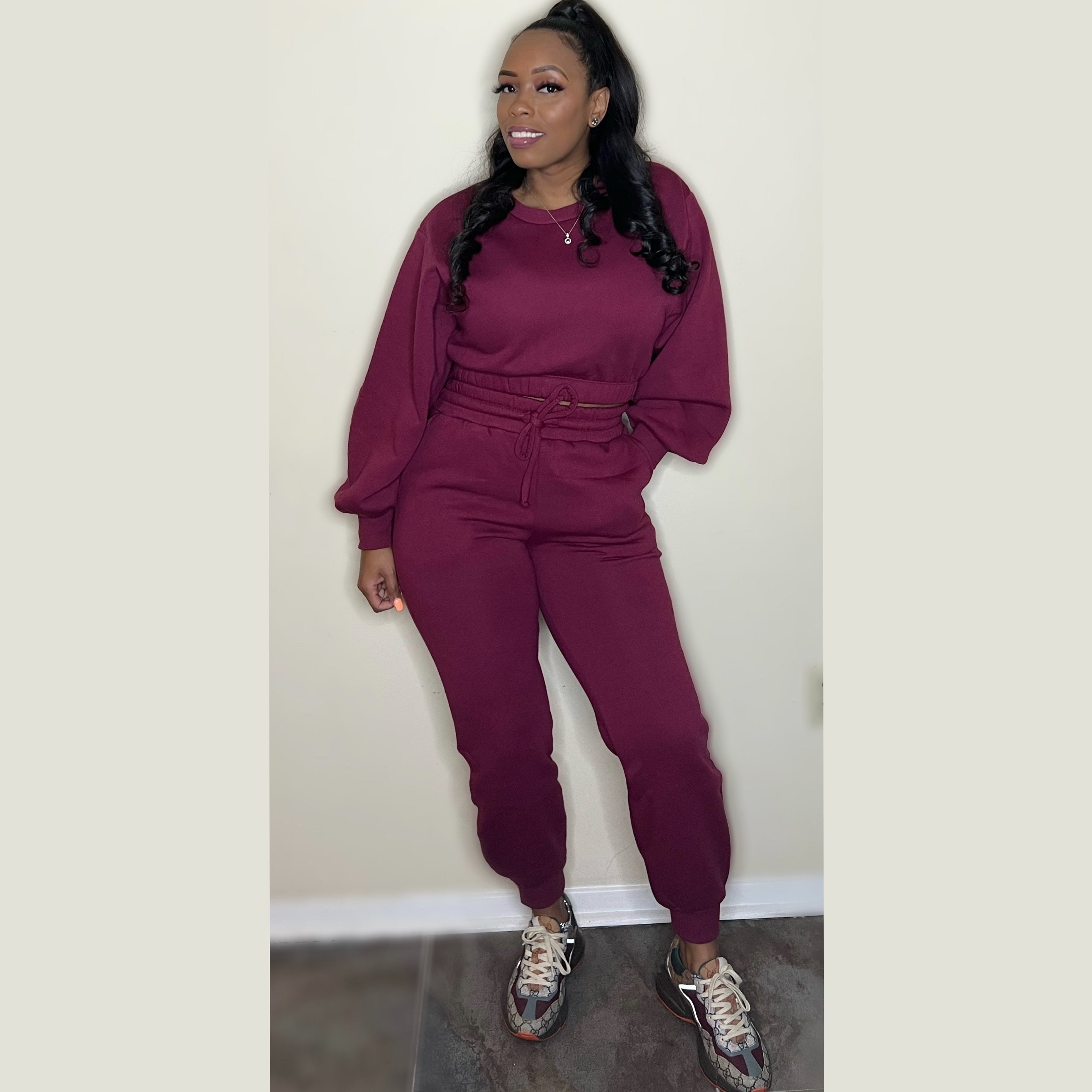 CABERNET CROPPED PULLOVER & JOGGER PANTS SET