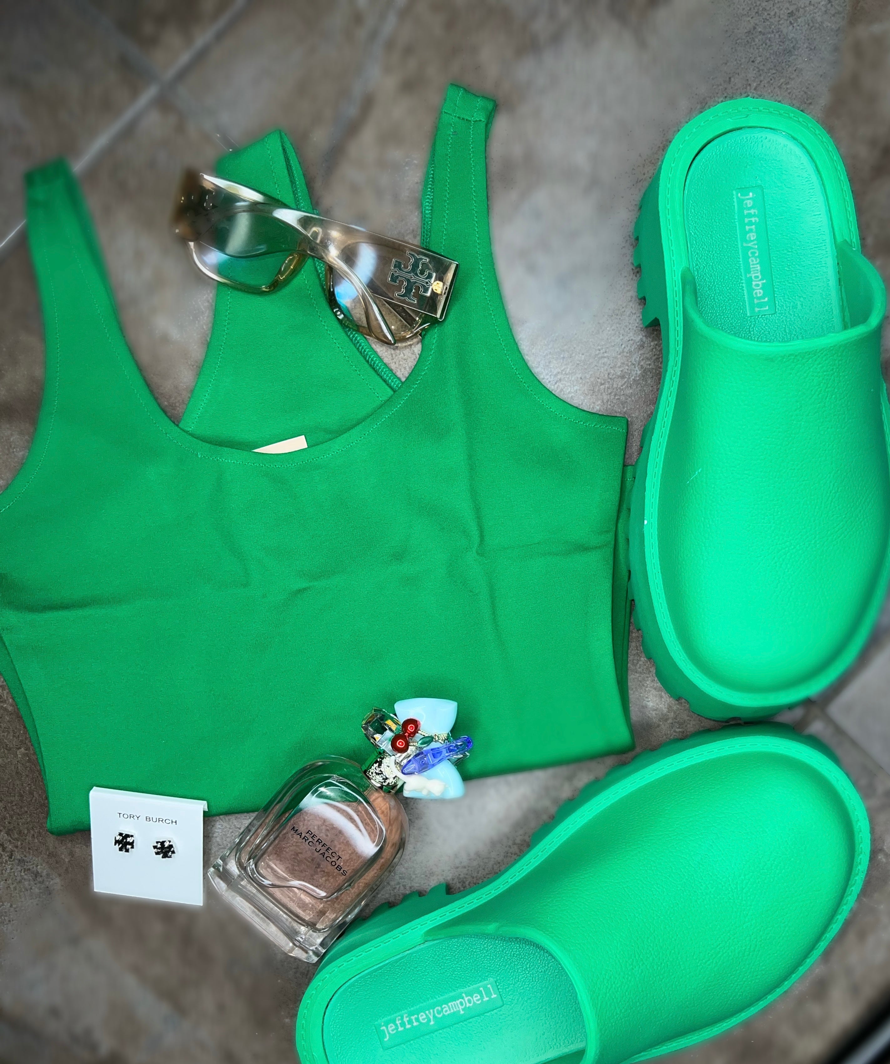 ESSENTIAL BODYSUITS